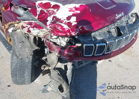 2018 Jeep Grand Cherokee Laredo E 4X4 from USA, damaged, VIN 1C4RJFAG0JC431957